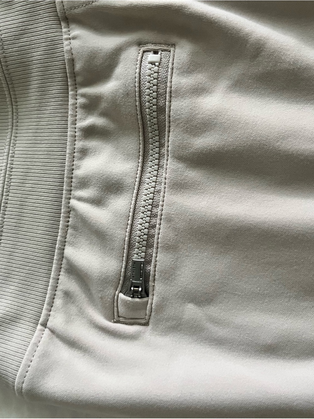 Athleta Venice Wide Leg Pull-On Pants in color Willow - Picture 11 of 12